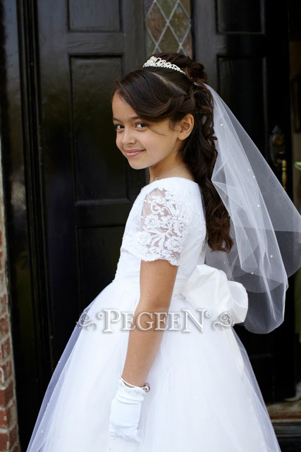 Communion Dresses Pearls and Aloncon Laces with Tulle