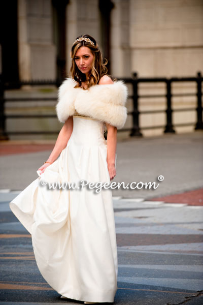 spun gold and claret red theme wedding and flowers