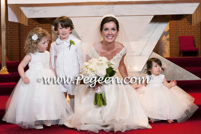 NEW IVORY ALONCON LACE CUSTOM FLOWER GIRL DRESSES WITH TULLE