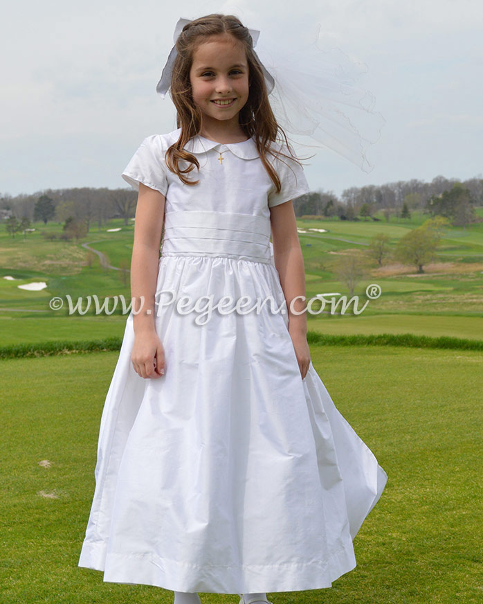 First Communion Dresses: Timeless Elegance for Your Child’s Special Day