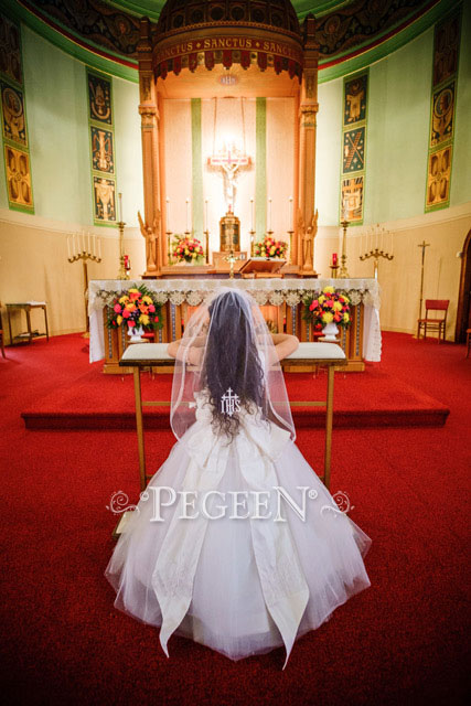 First Communion Dresses: Timeless Elegance for Your Child’s Special Day