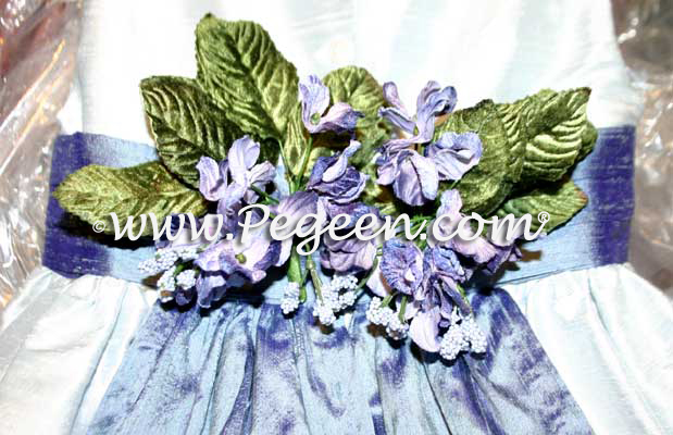 Customizing flowers on your Flower Girl Dress