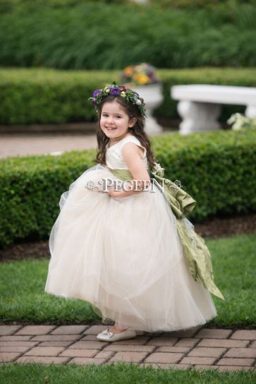 2017 Flower Girl Dress of the Year