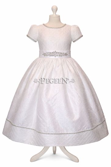 Style 982 Communion 