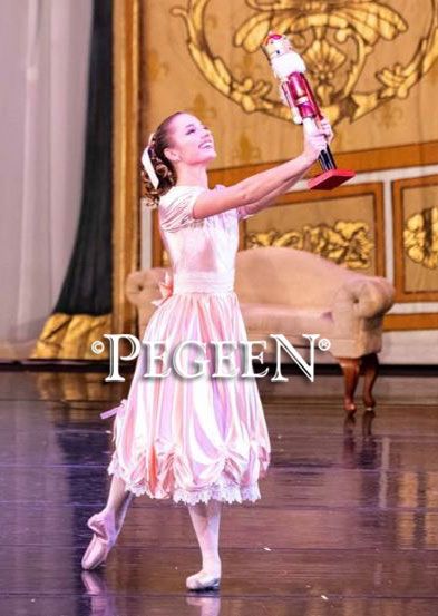 The Nutcracker 712 Dress for Clara