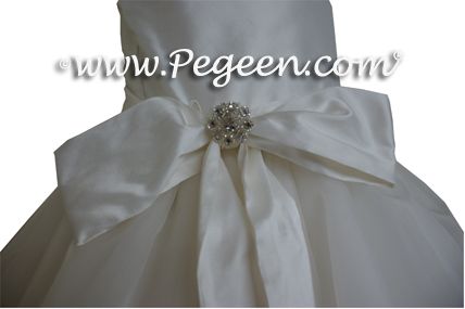 Details Communion Dress Style 990